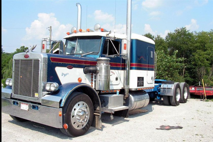 Петербилт 359