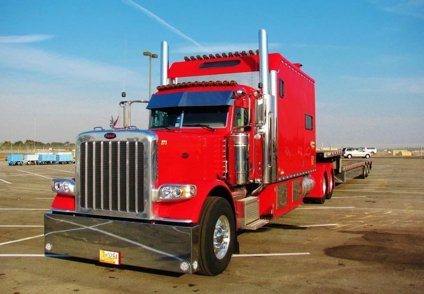 Американские тягачи Петербилт 389