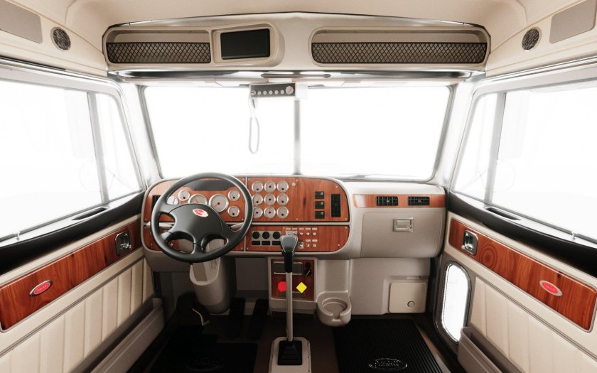 Peterbilt 379 Interior