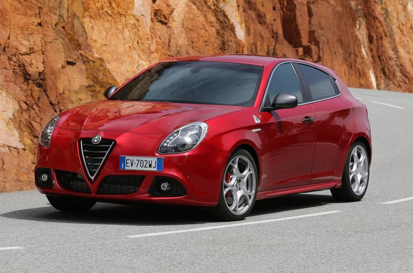Alfa-Romeo-Giulietta 2