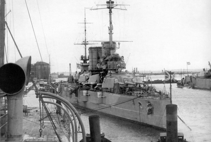 Линкор Парижская коммуна