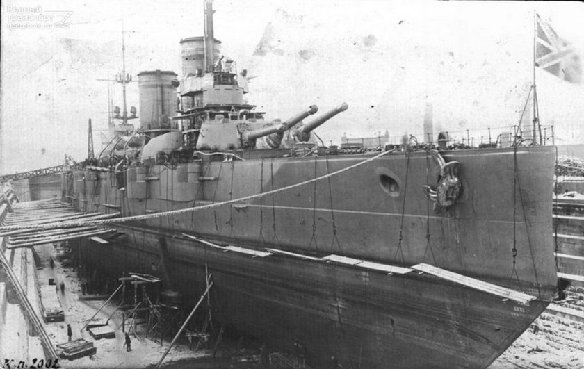 Линкор Гангут Октябрьская революция