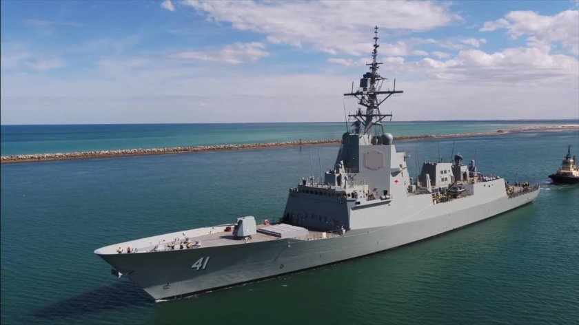 Эсминец HMAS Brisbane