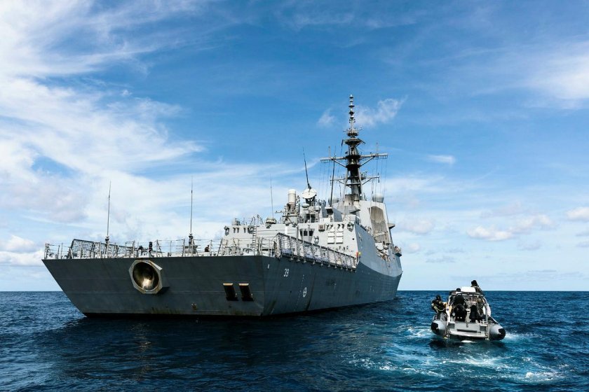 Канадский фрегат hmcs \ waskesiu\