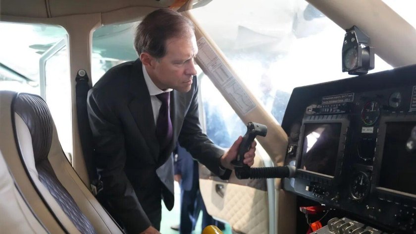 Денис Мантуров