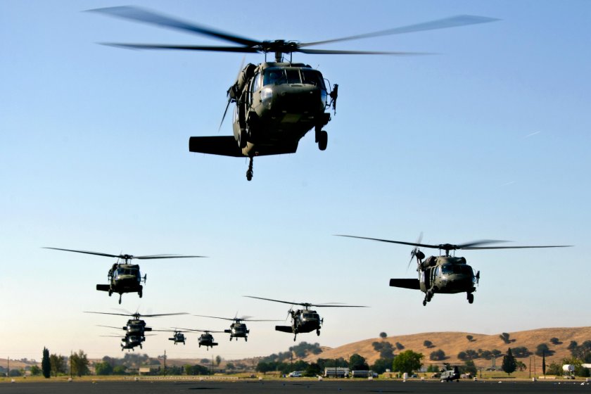 Sikorsky uh-60 Black Hawk