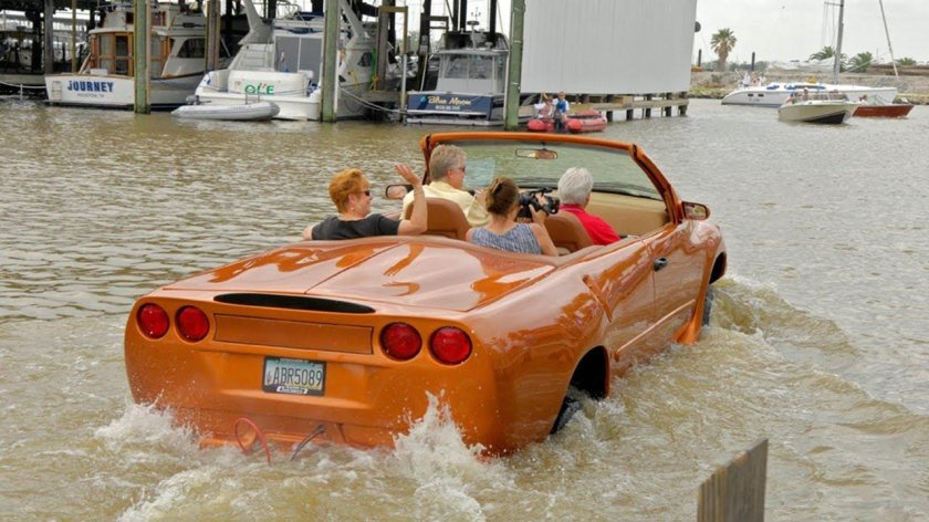 Плавающая машина