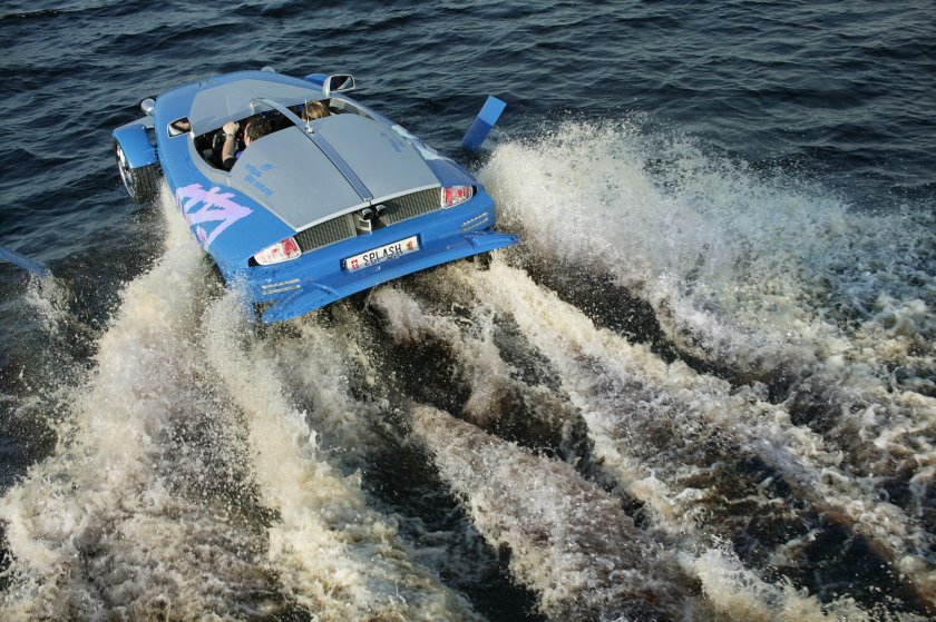 Амфибия Rinspeed Splash