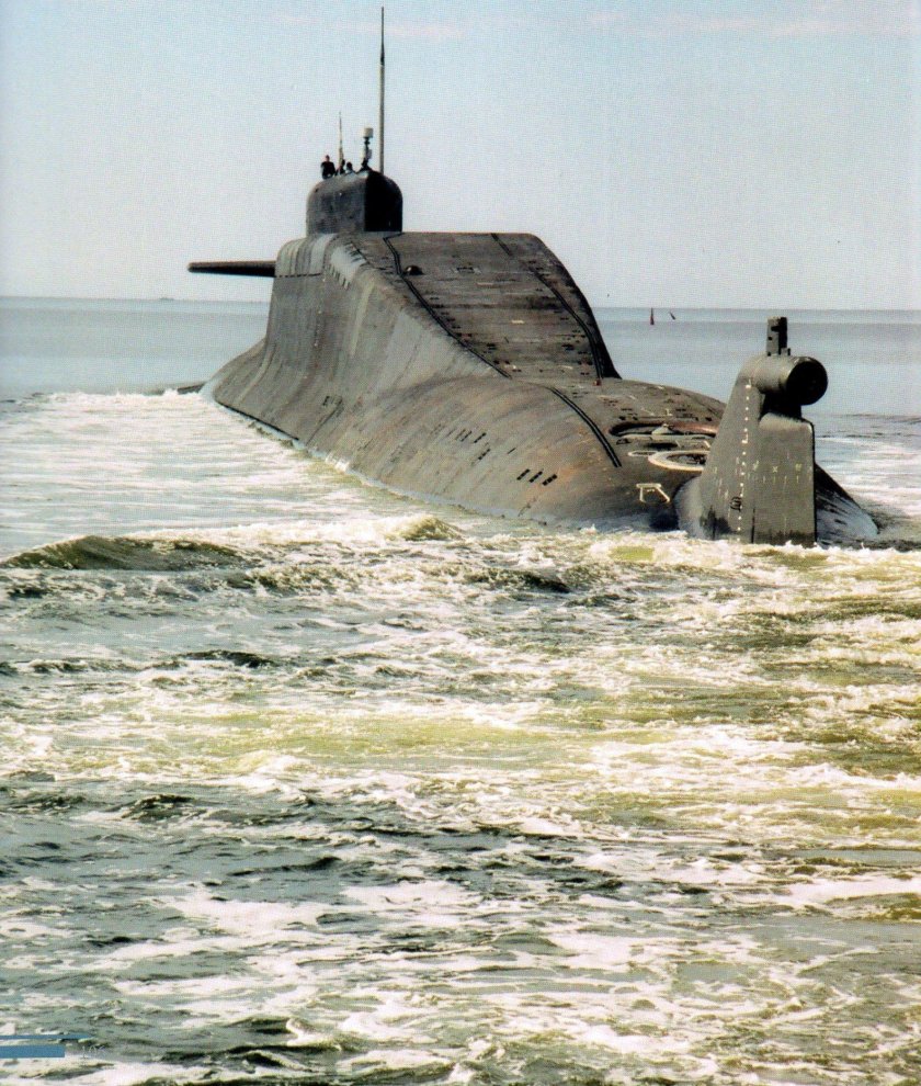 Подводная лодка 667бдрм "Дельфин"