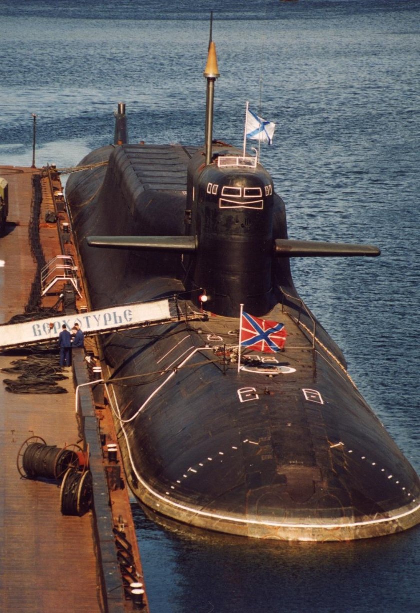 Подводная лодка 667бдрм "Дельфин"