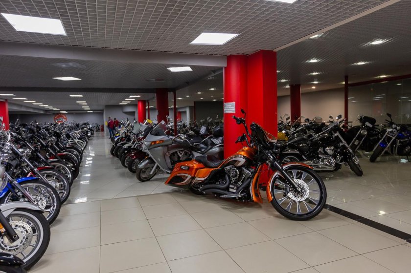 Мотосалон на Авиамоторной Мегамото