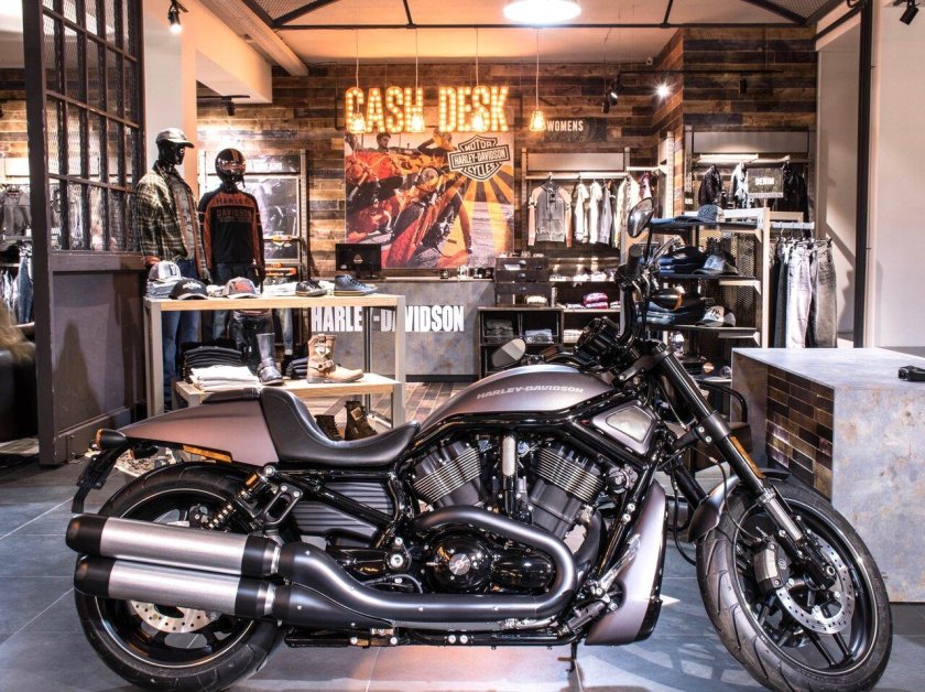 Мотосалон Harley Davidson