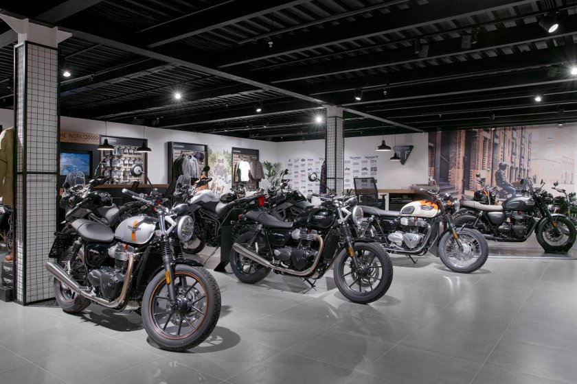 Мотосалон "Triumph"