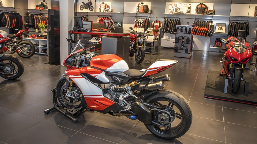 Мото магазин