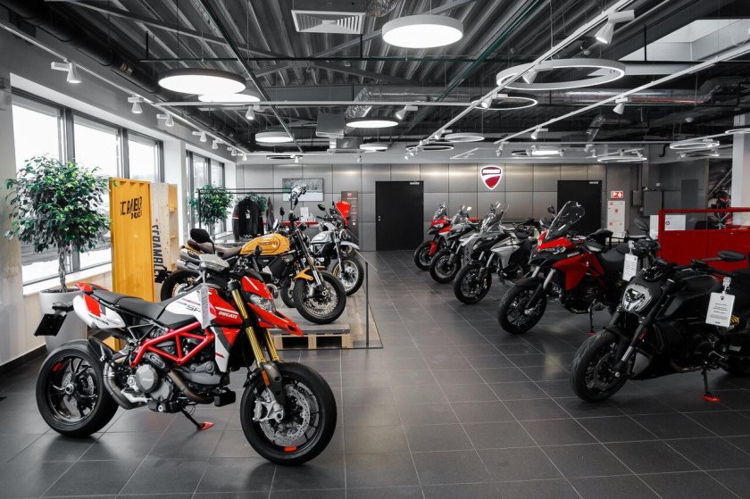 Ducati hypermotard 950