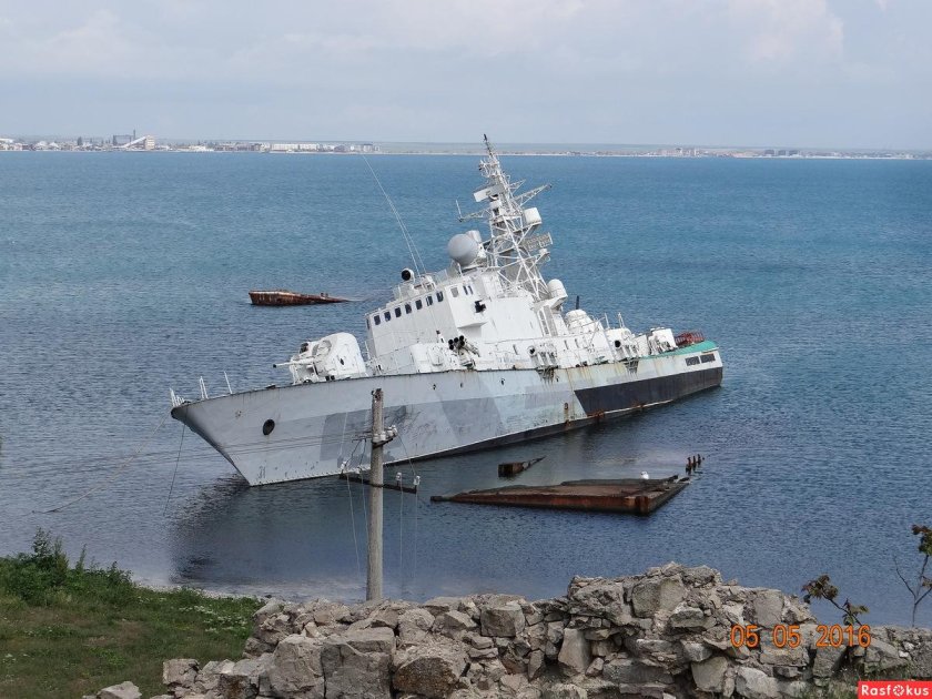 Кара Кармен корабль в Феодосии