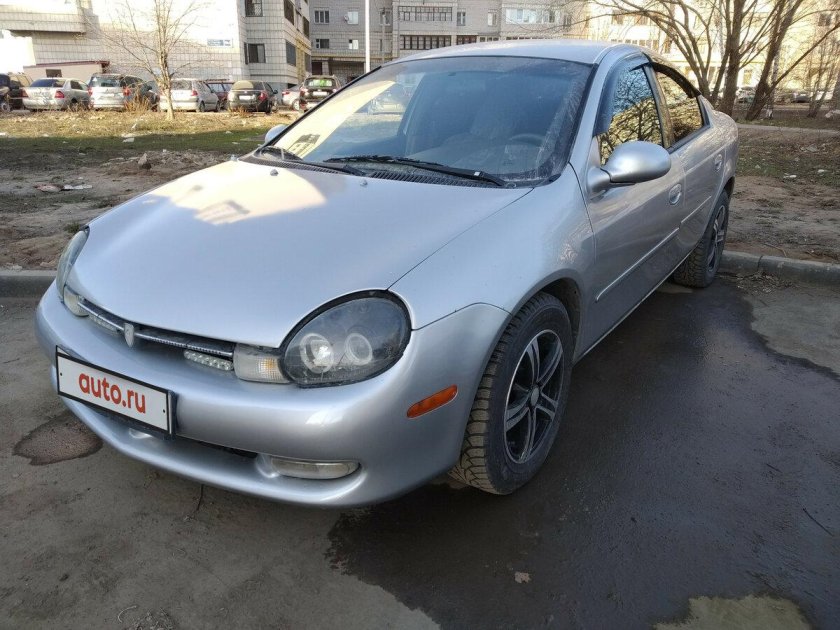 Плимут неон 2001