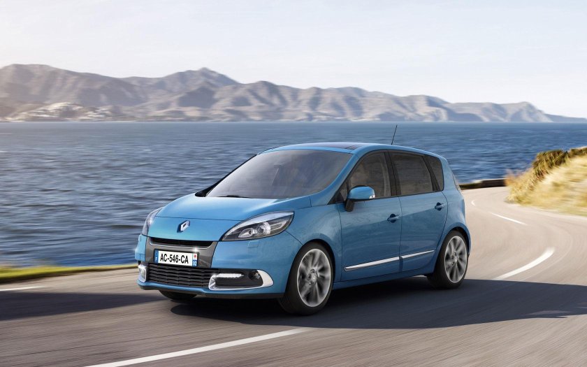 Рено сценик 2012