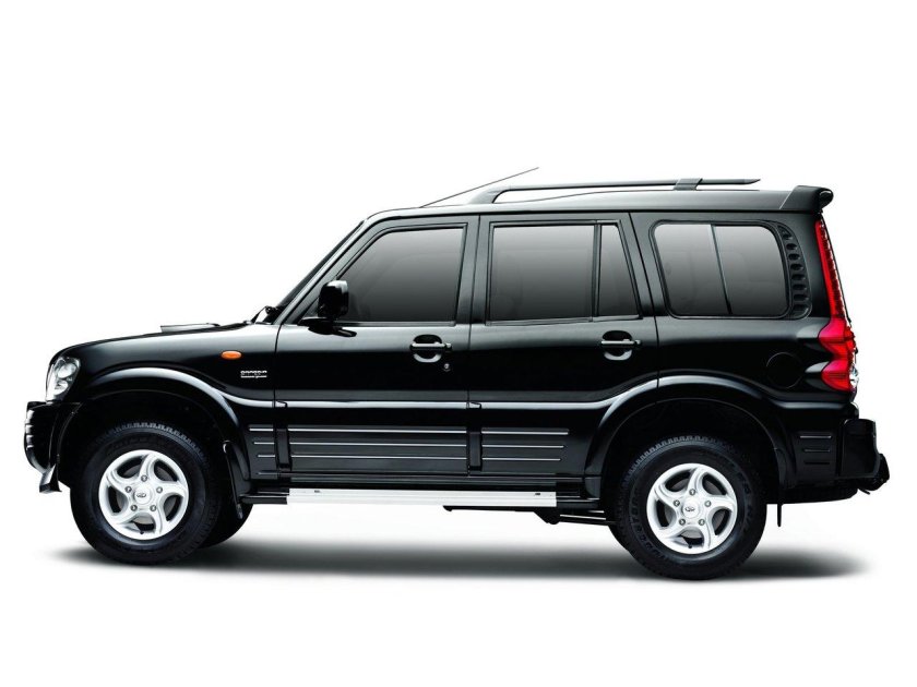 Внедорожник Mahindra Scorpio 2002