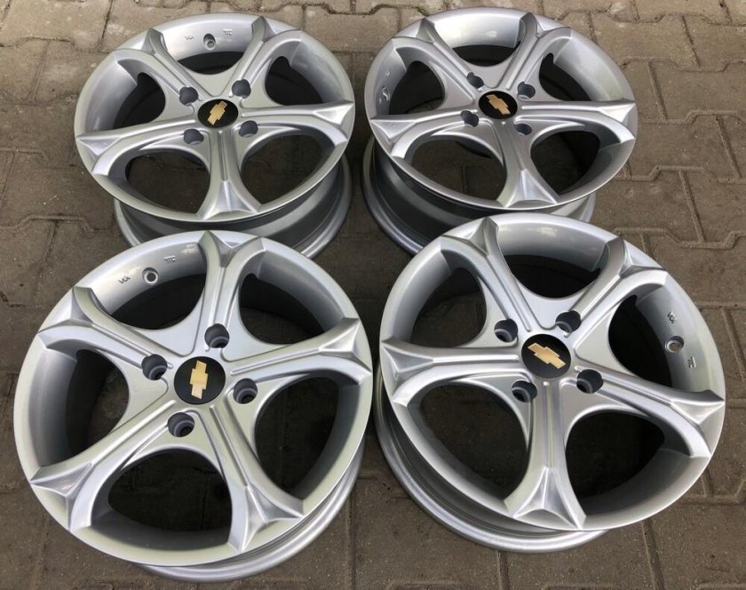 Диски литые r15 Шевроле Реззо