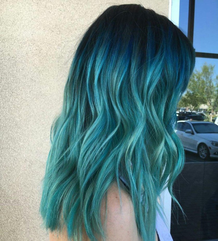 Бирюзовые волосы