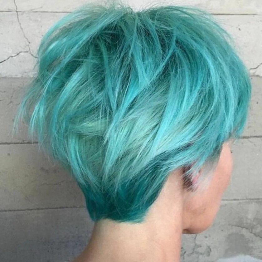 Бирюзовый цвет волос