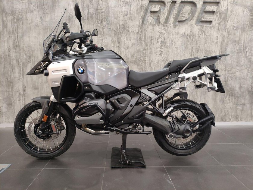 Bmw r 1300 gs adventure 2024