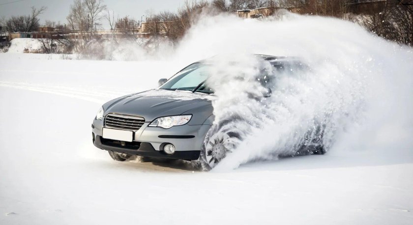 Машина буксует