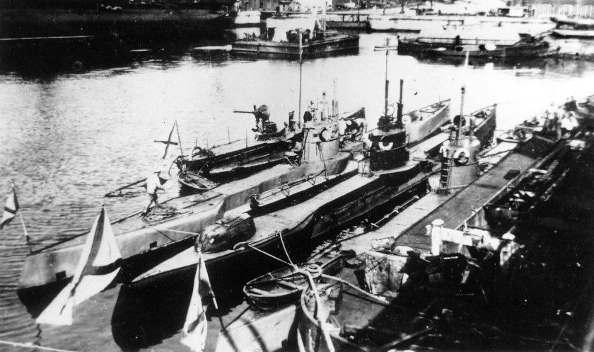 Подводная лодка u-250 в Кронштадте