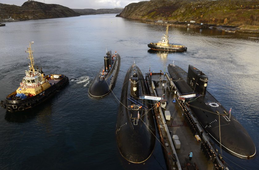 База атомных подводных лодок Северного флота