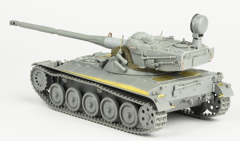2036 Takom танк AMX-13/75 масштаб 1/35