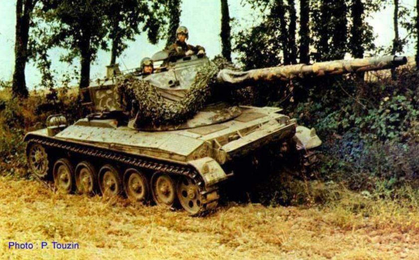 AMX-13 танк