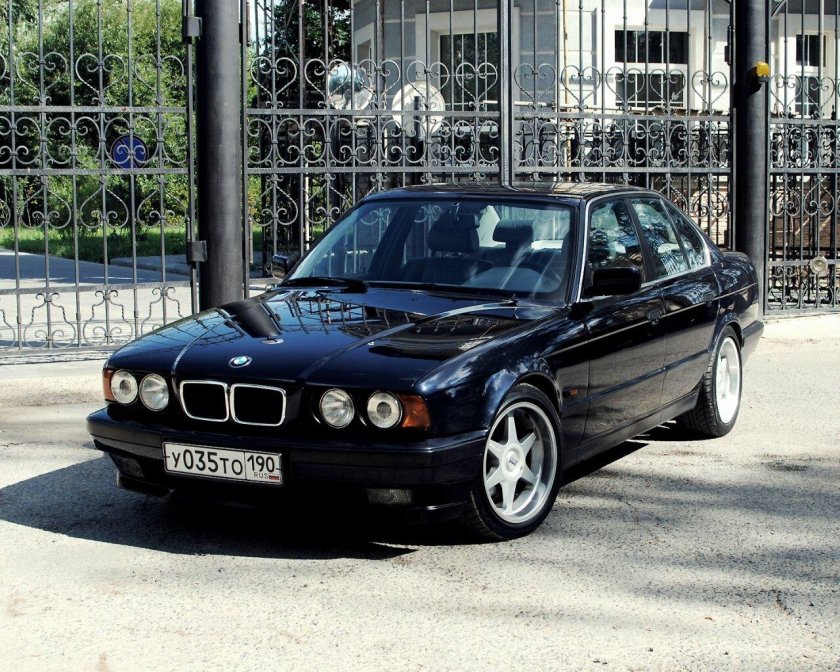 BMW e34 525i