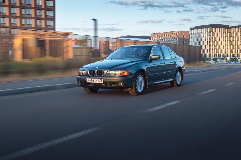 БМВ пятерка