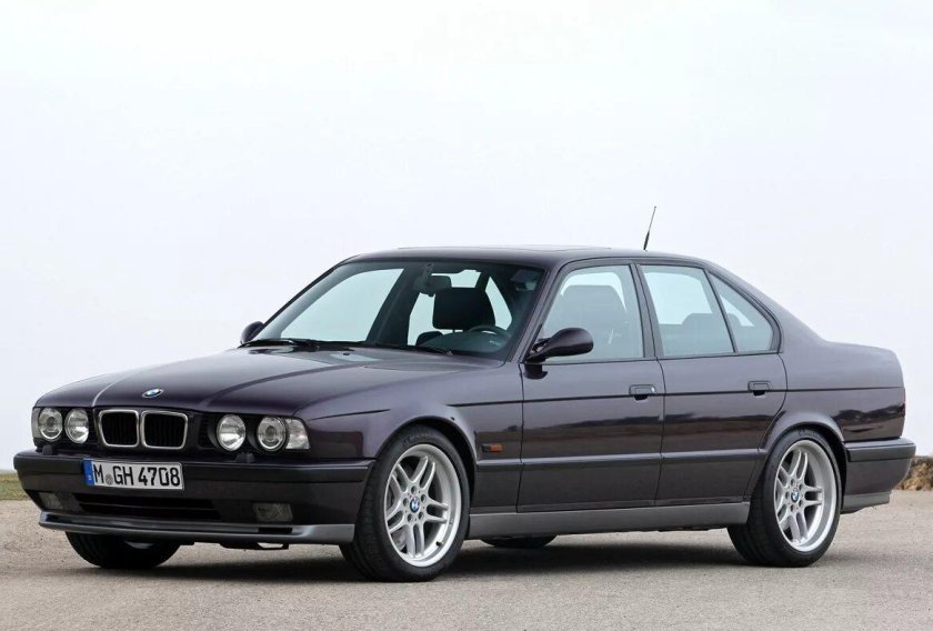 BMW 5 e34 m5