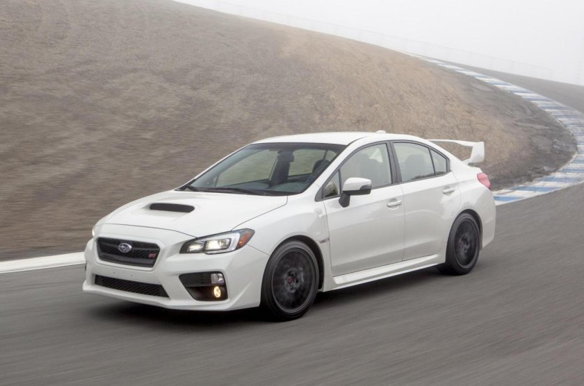 Субару WRX STI White