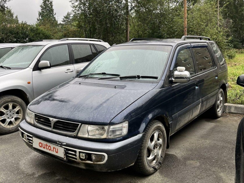 Мицубиси шариот 1996