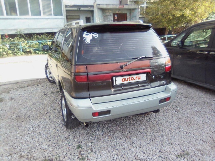 Мицубиси шариот 1995