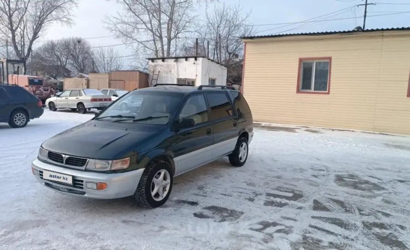 Митсубиси Шариот 1996