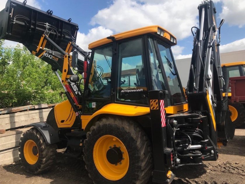 Экскаватор MST 542