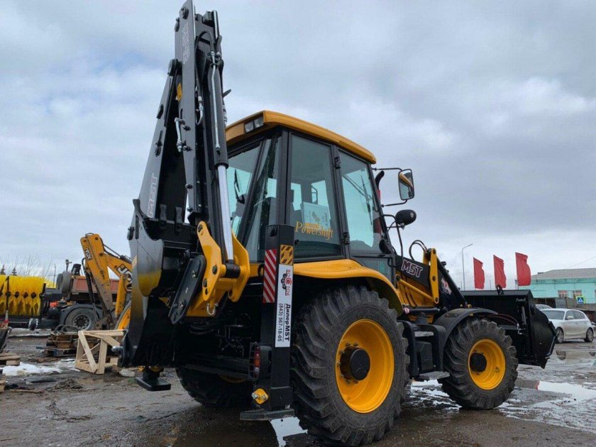 Экскаватор-погрузчик MST m542