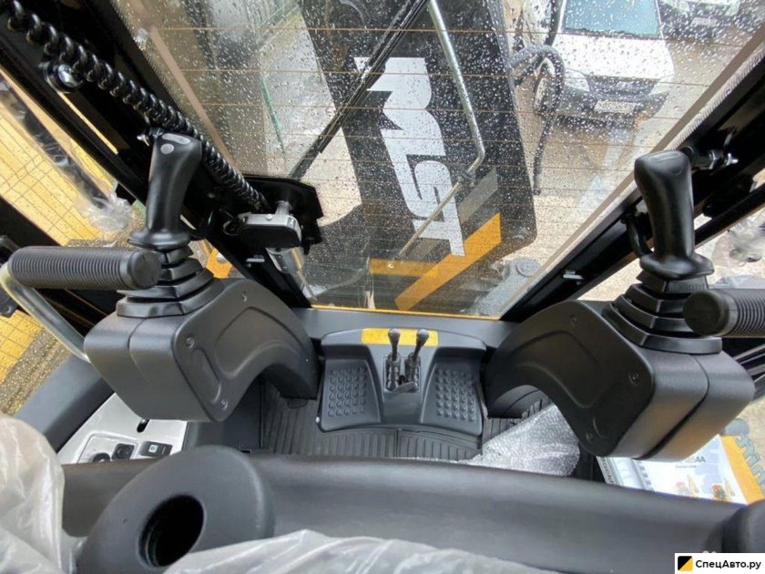 Погрузчик MST m544