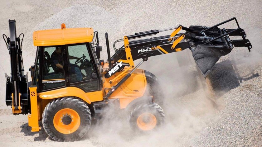 Экскаватор-погрузчик MST m542