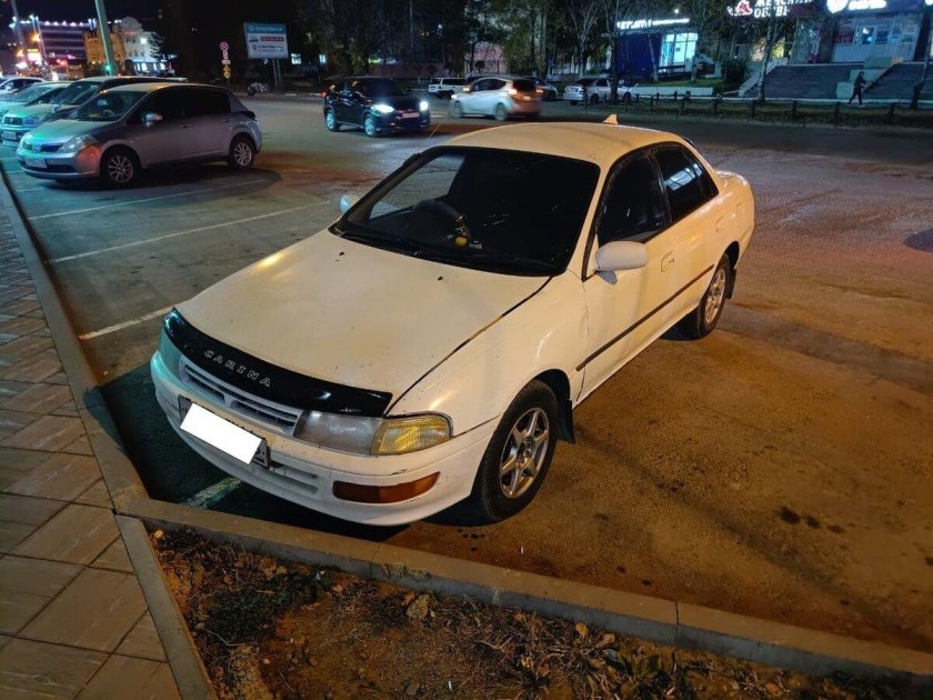 Тойота Карина 7 поколение