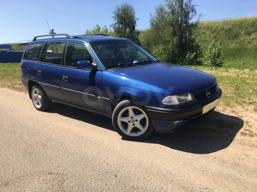 Опель Астра ф универсал 1996