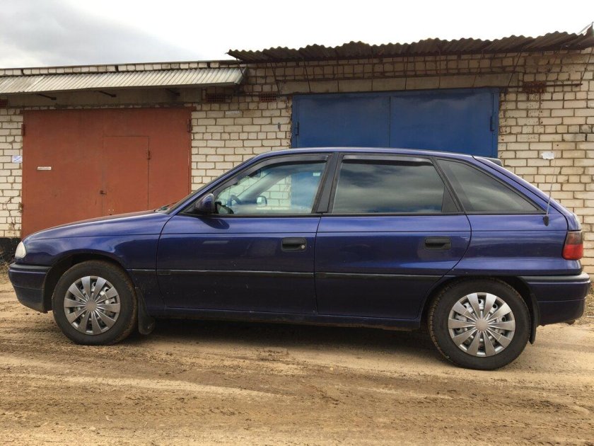 Опель Астра f хэтчбек 1997