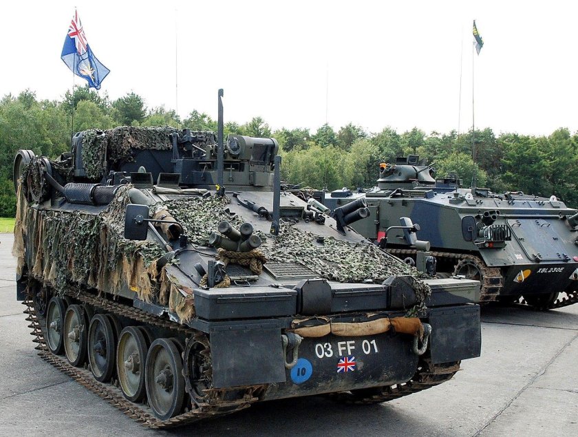 БТР fv103 Spartan