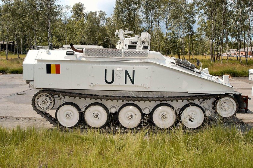 Легкий танк fv101 "Scorpion"