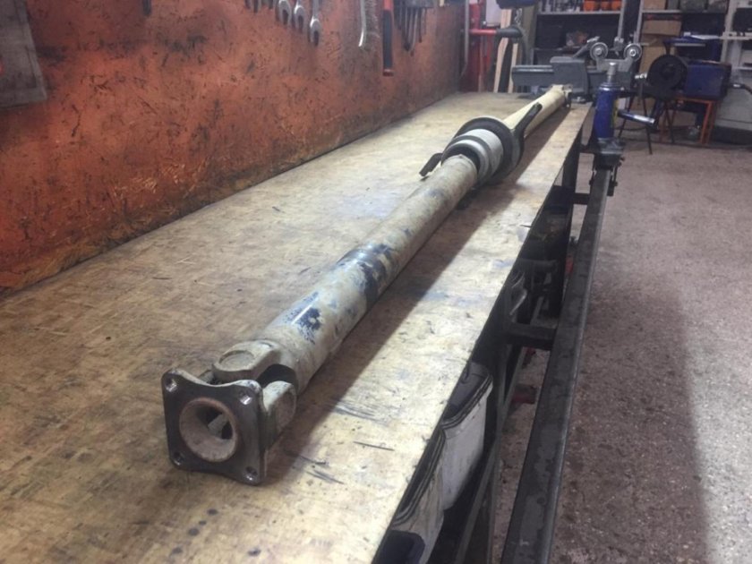 Вал карданный