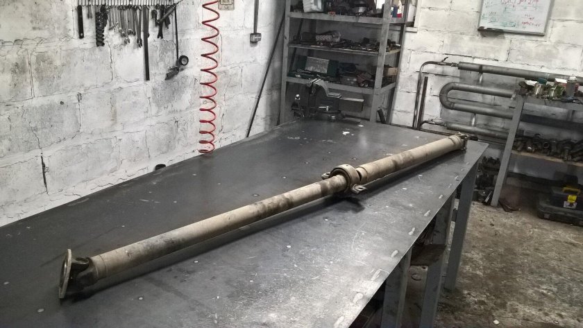 Карданный вал кардан